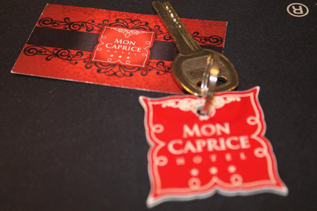 Hotel Mon Caprice Bukarest Eksteriør billede